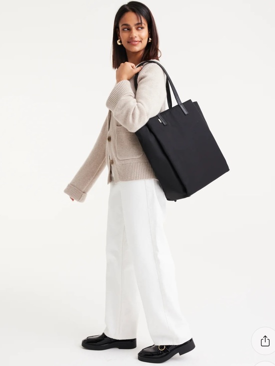 BEIS Handbags - BEIS Black Tote with Detachable Crossbody Strap